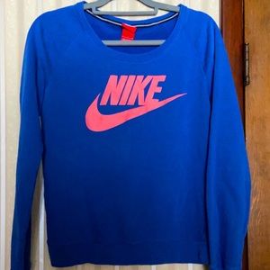 Womens small OR Childrens large nike crewneck